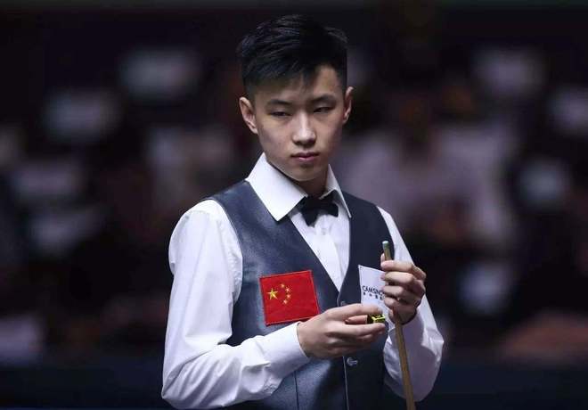 又一人赛季报销！琼斯因肩伤缺席本季余下比赛 鹈鹕深受伤病困扰.