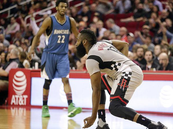 一直是锋线 一直是锋线