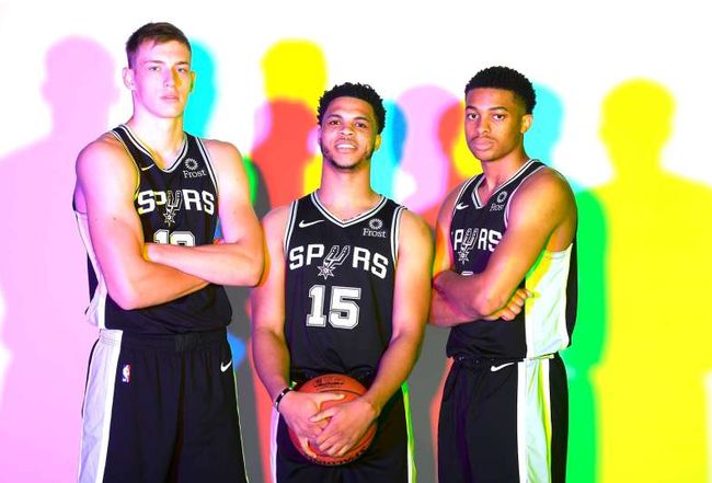 随后在8 随后在8